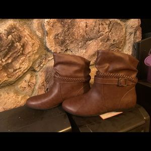 American eagle booties